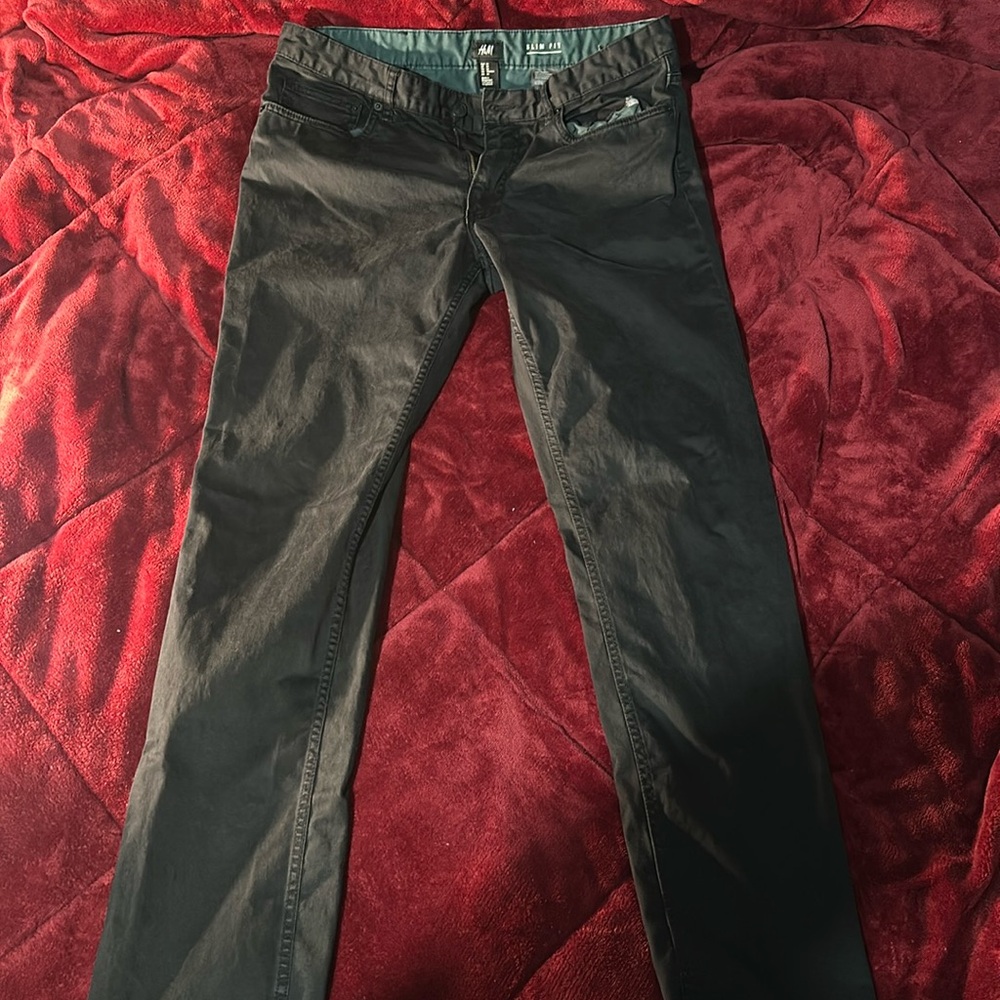 Black pants by H&M. Sz34